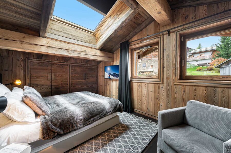 chalet-olga-bedroom-cosy-traditional-alpine-luxury-interiordesign-megeve