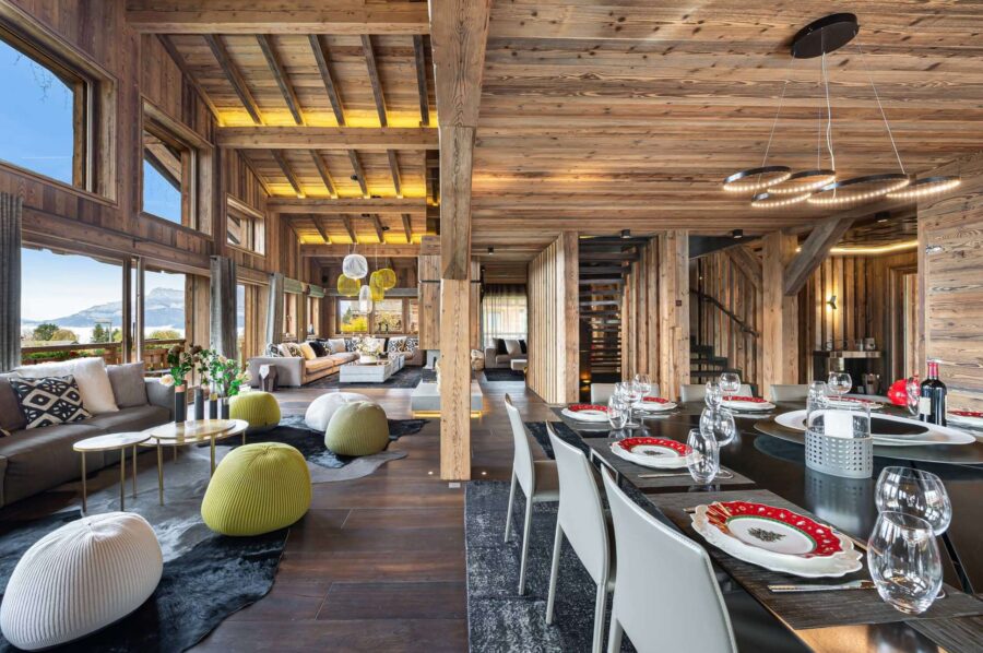 chalet-olga-livingarea-openplan-diningroom-livingroom-mountainviews-stylish-modern-alpine-design-megeve