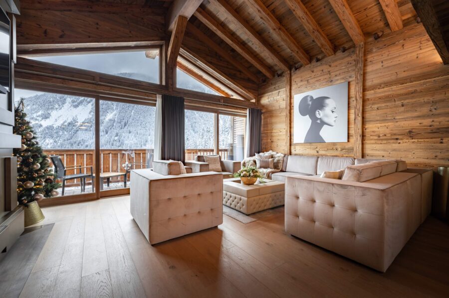 chalet-polina-livingroom-lounge-balcony-terrace-christmas-elegant-alpine-modern-interiordesign-luxury-property-courchevel1650