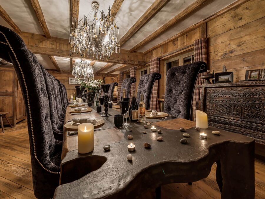 chalet-rivka-dining-room-hosting-dinner-parties-luxury-interiordesign-vald'isere