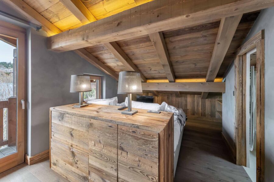chalet-soraya-bedroom-cosy-alpine-design-megeve-mont-d'arbois (8)