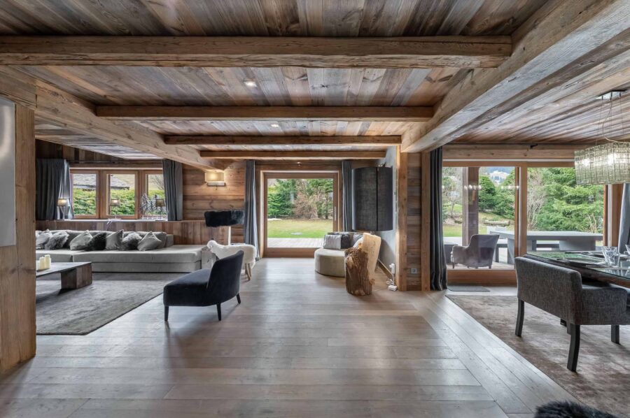 chalet-soraya-livingarea-openplan-spacious-bright-modern-alpine-elegance-megeve-mont-d'arbois (24)