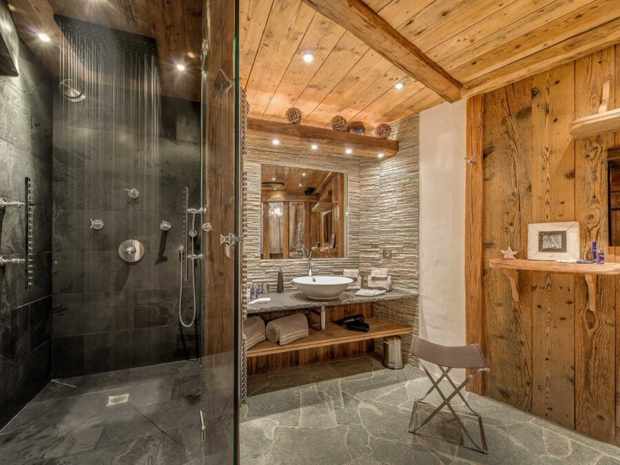 chalet-valentine-bathroom-italian-shower-elegant-modern-alpine-design-luxury-vald'isere