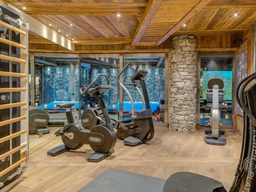 chalet-valentine-gym-fitness-suite-wellness-luxury-rental-retreat-vald'isere