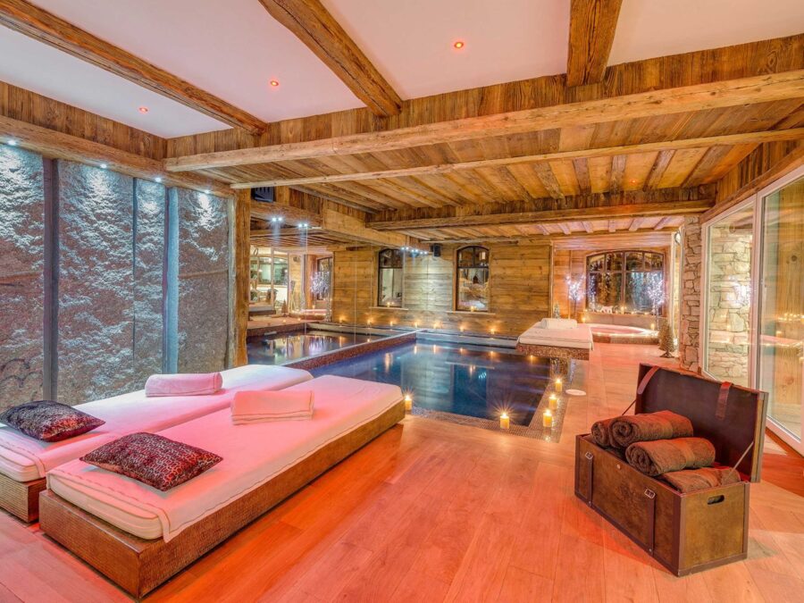 chalet-valentine-spa-indoorpool-wellness-relaxation-luxury-interiors-vald'isere