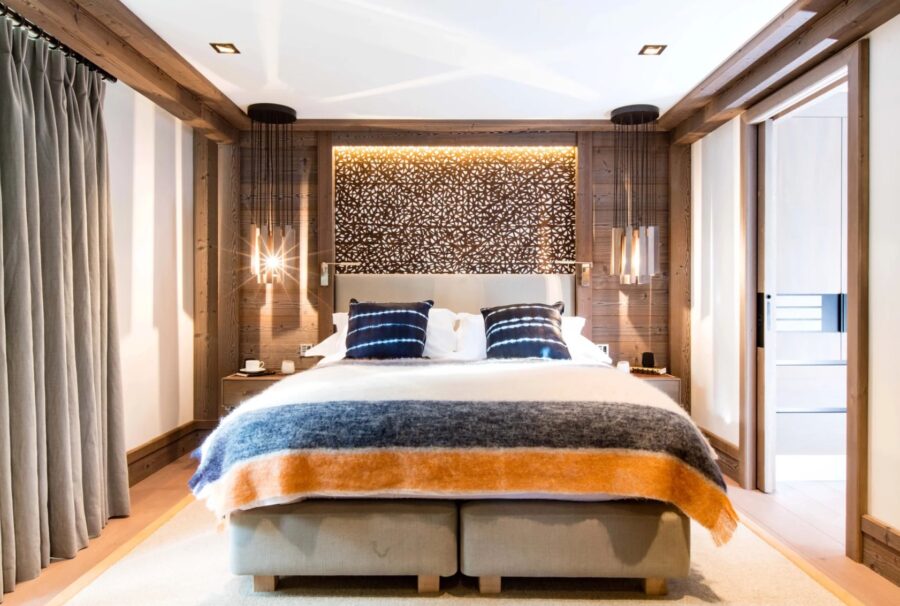 residence-sandy-bedroom-luxury-modern-alpine-interior-courchevel1850