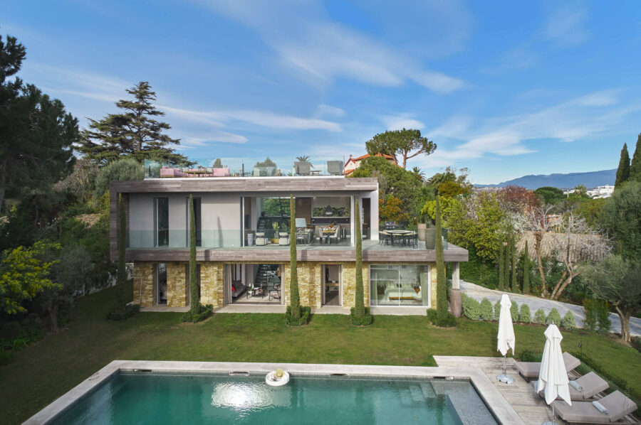 villa-alania-exterior-luxury-property-frenchriviera-capantibes
