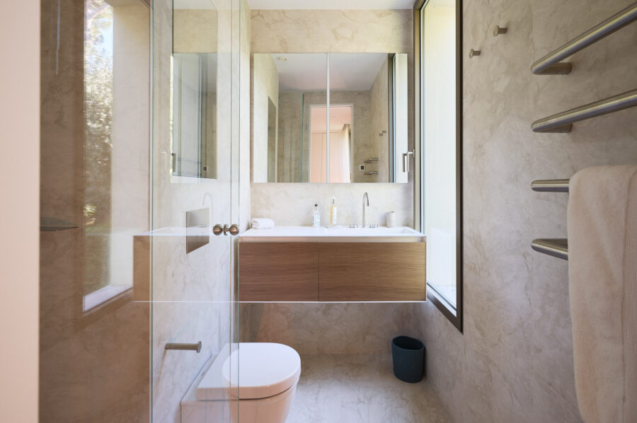 villa-ascot-bathroom-luxury-bespoke-design-capantibes