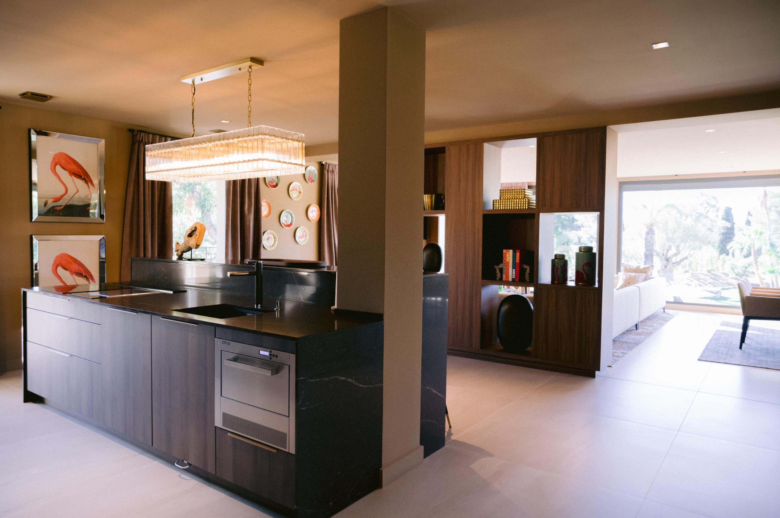 villa-colette-kitchen-openplan-sleek-modern-design-luxury-lacroixvalmer