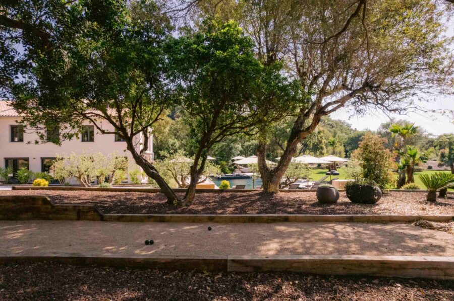 villa-colette-petanque-court-garden-views-luxury-lacroixvalmer