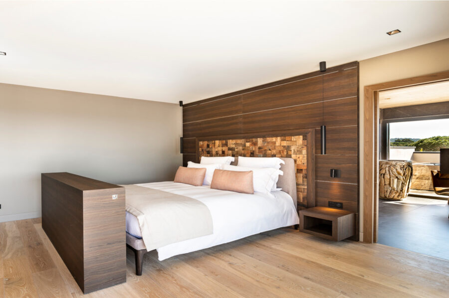 villa-constantine-bedroom-luxury-bespoke-lacroixvalmer