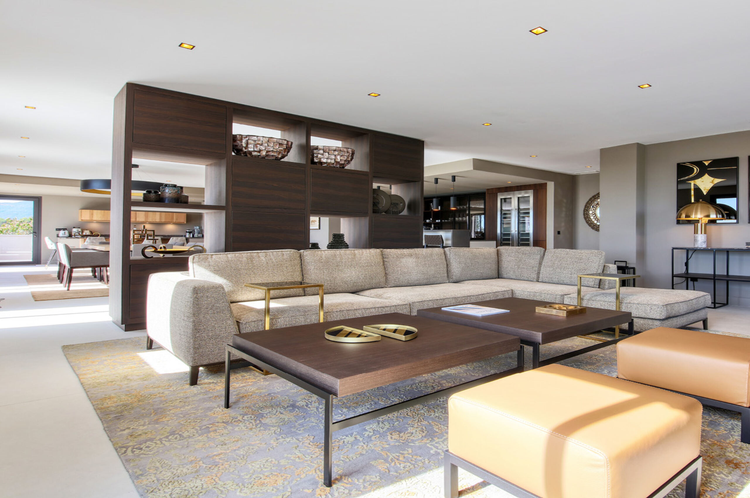 villa-constantine-livingroom-designer-modern-luxury-lacroixvalmer