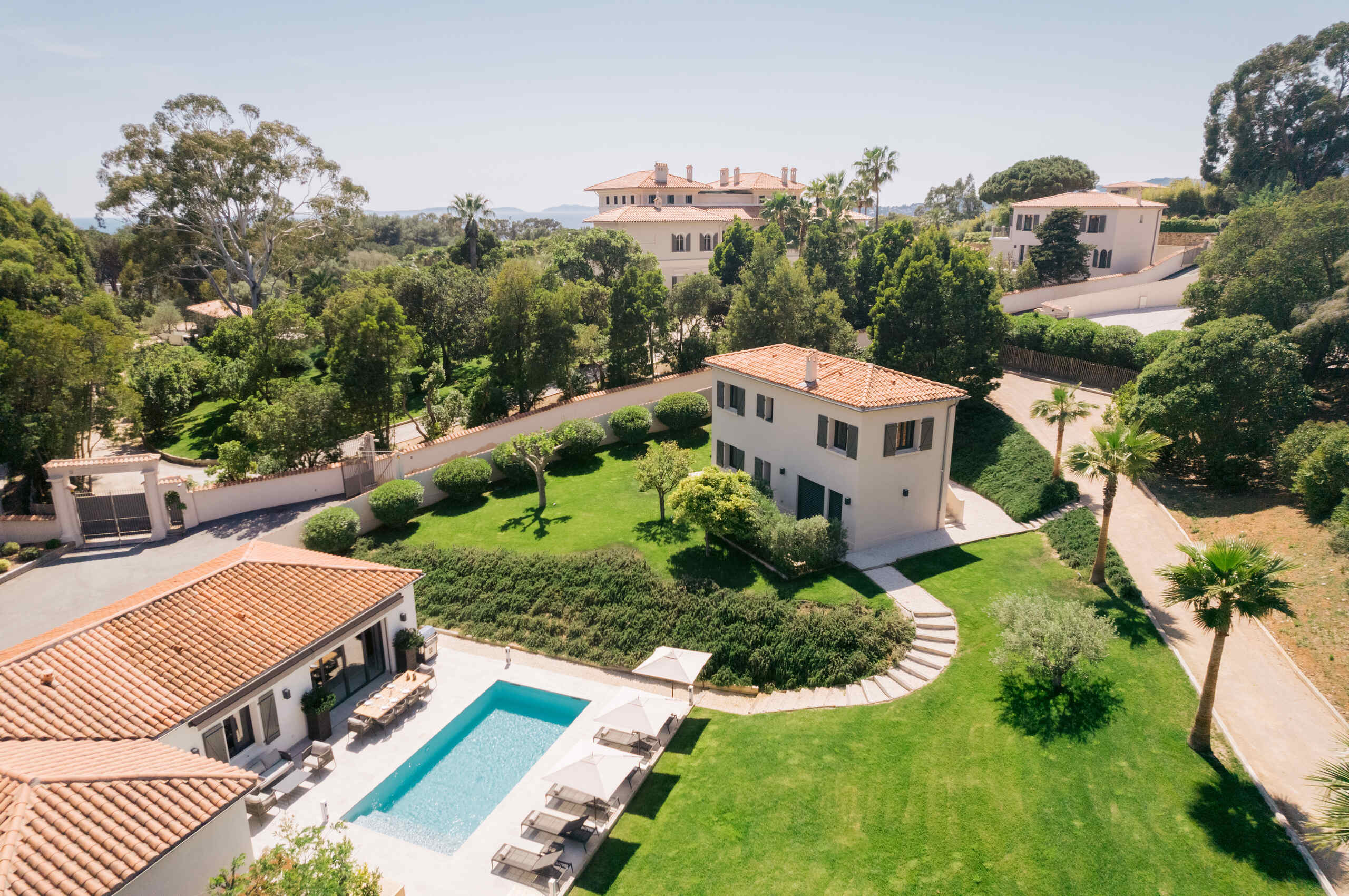 villa-cora-exterior-aerial-luxury-paradise-retreat-lacroixvalmer