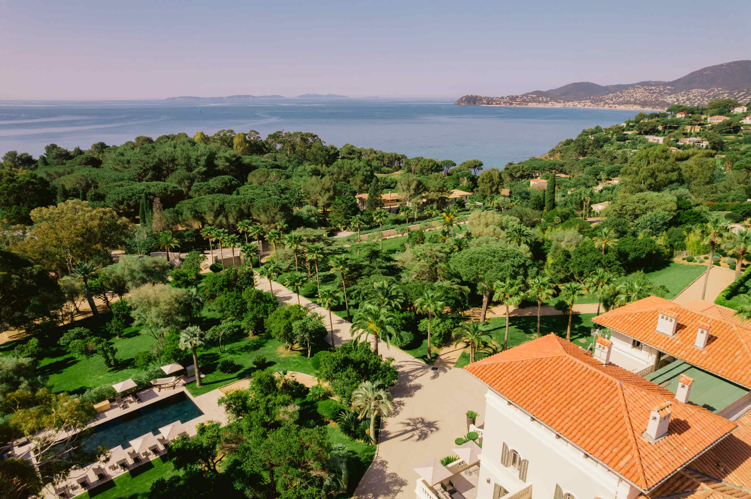 villa-coralie-exterior-aerial-seaview-nature-lacroixvalmer