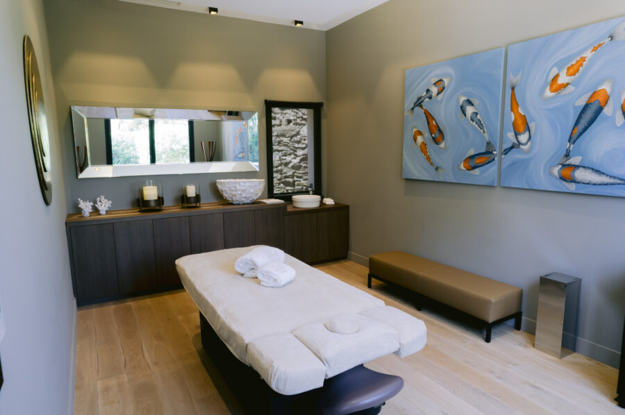 villa-coralie-spa-massage-retreat-luxury-lacroixvalmer