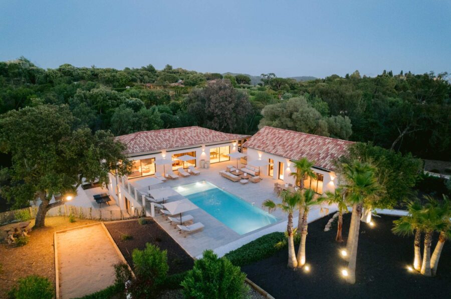 villa-corvina-exterior-night-swimming-pool-garden-terrace-luxury-lacroixvalmer