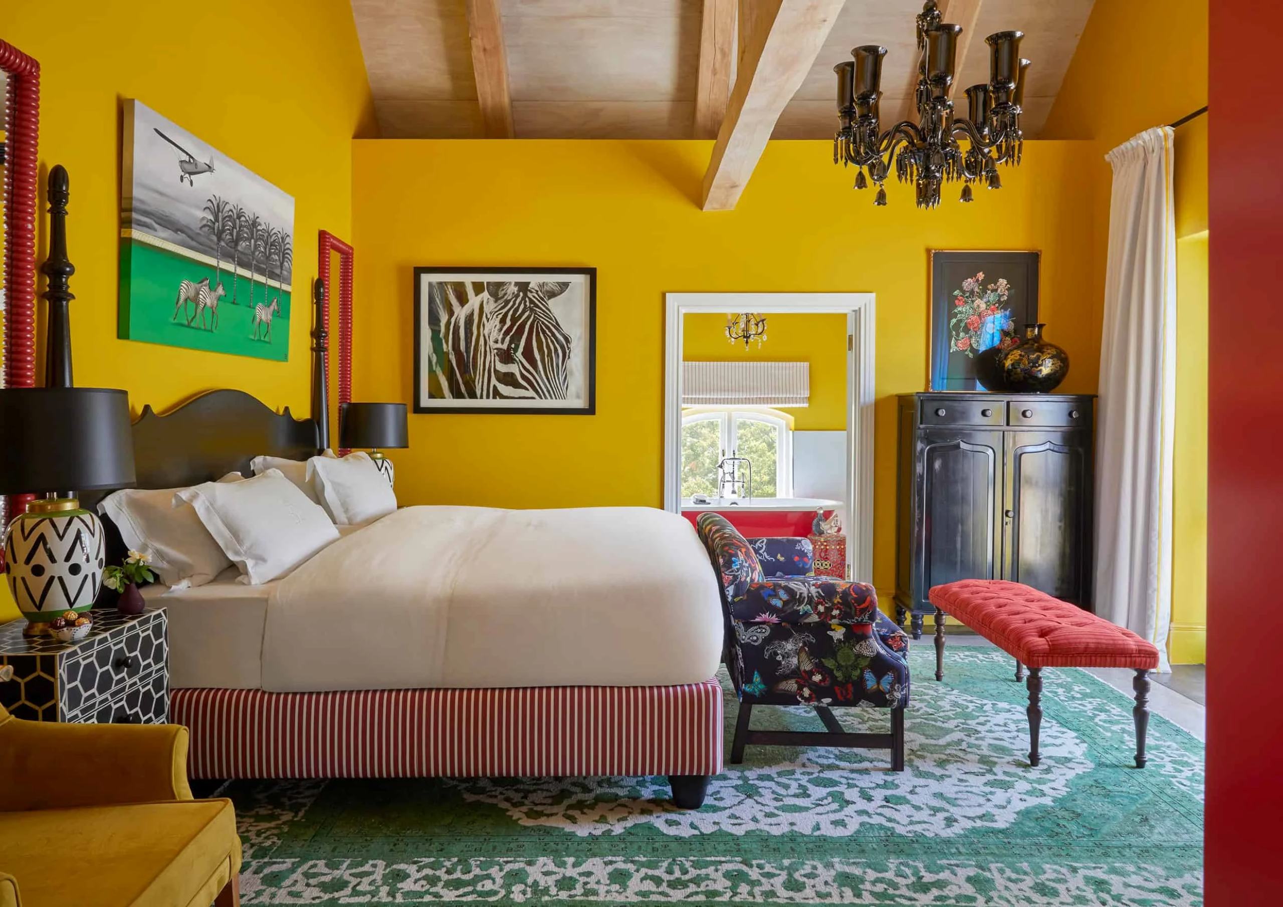 villa-frankie-bedroom-bright-bold-interiors-luxury-rental-retreat-southafrica