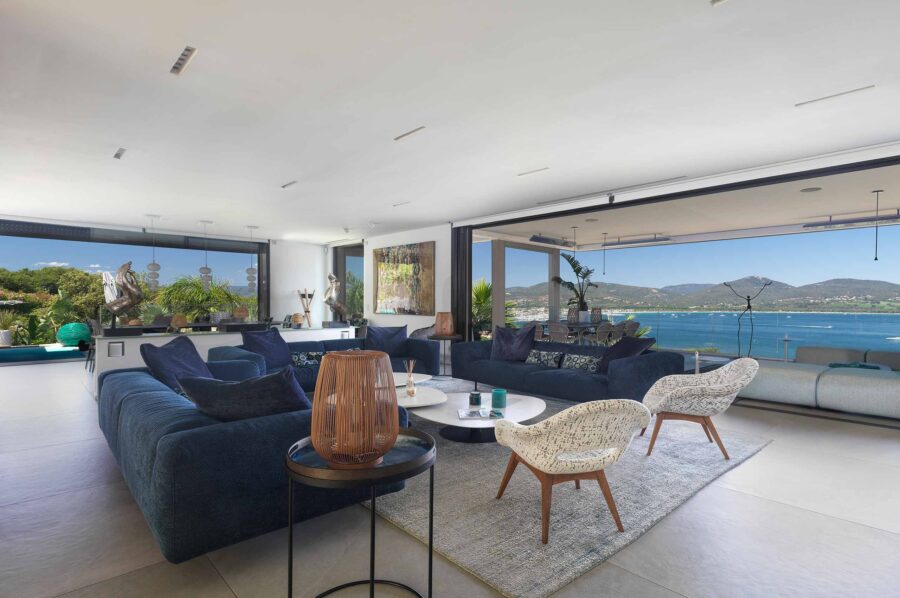 villa-geneva-living-area-sea-view-luxury-gassin