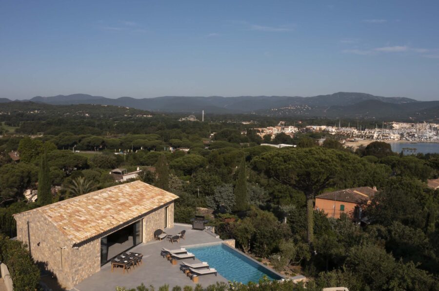 villa-giana-exterior-luxury-rental-retreat-tropical-paradise-frenchriviera-gassin