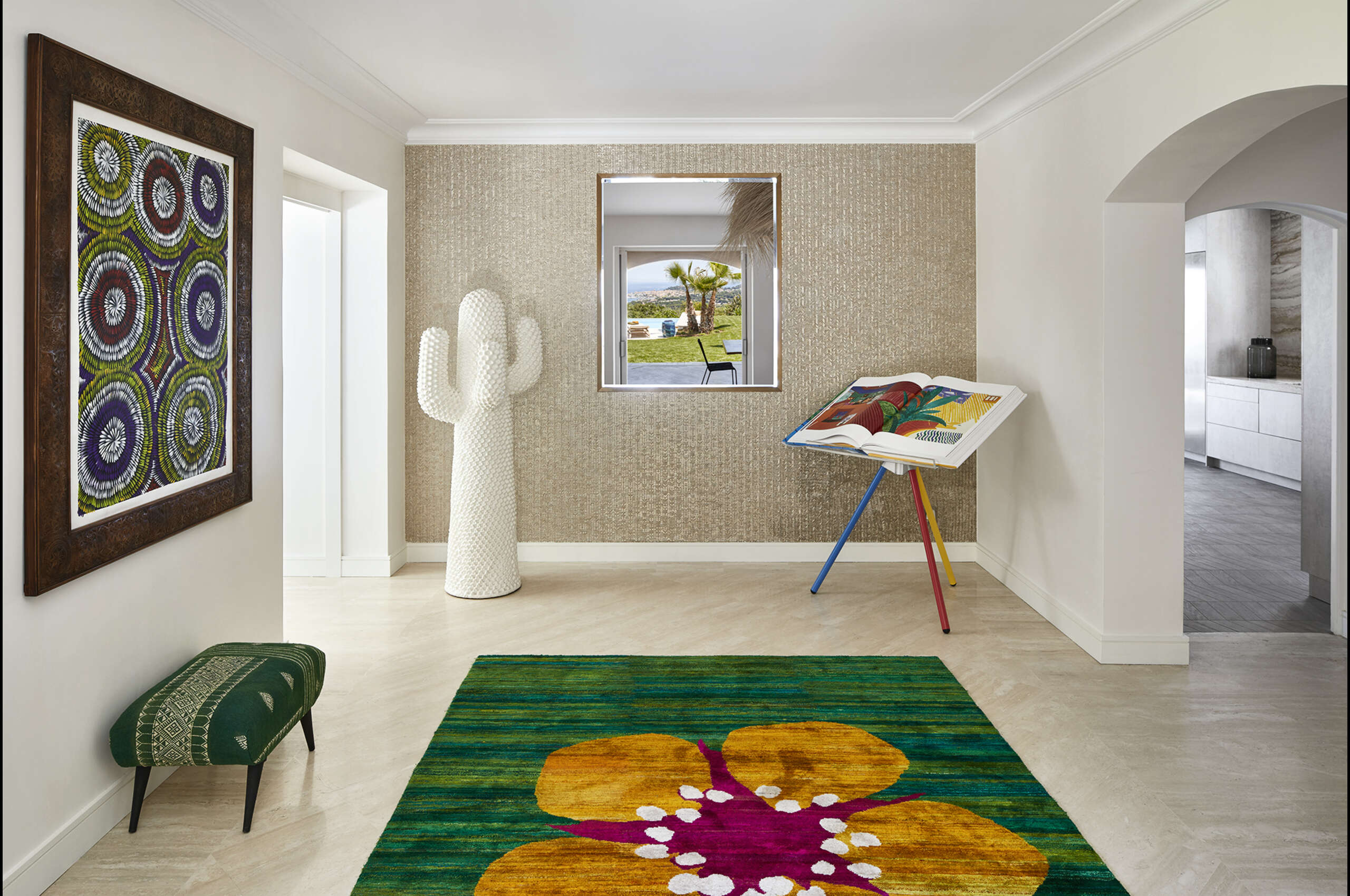 villa-giuliana-hallway-artwork-bespoke-unique-modern-sttropez