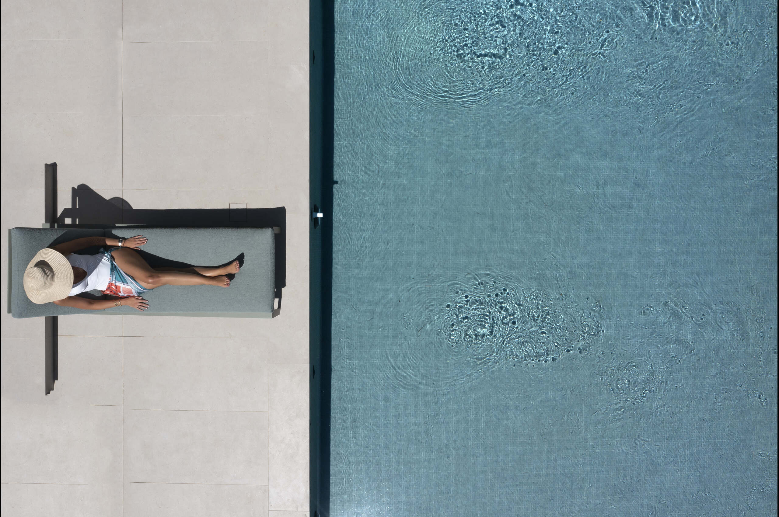 villa-gloria-aerial-pool-luxury-gassin