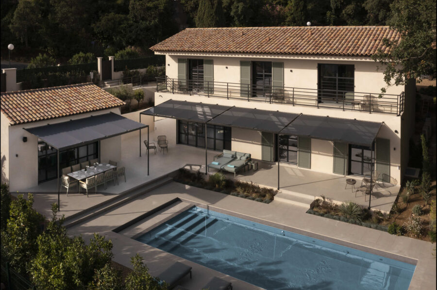 villa-gloria-exterior-aerial-pool-luxury-gassin-terrace