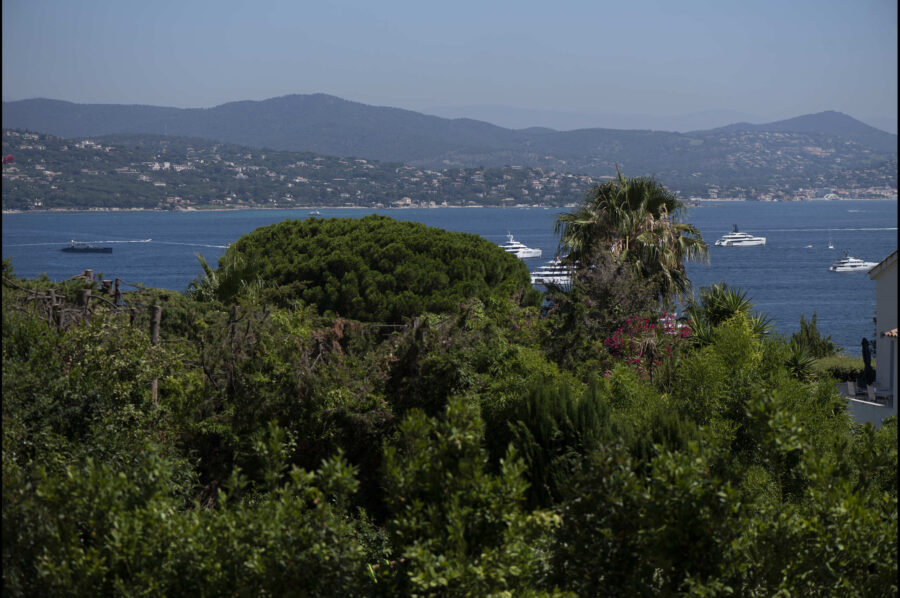 villa-gloria-panoramic-view-mountain-sea-nature-gassin