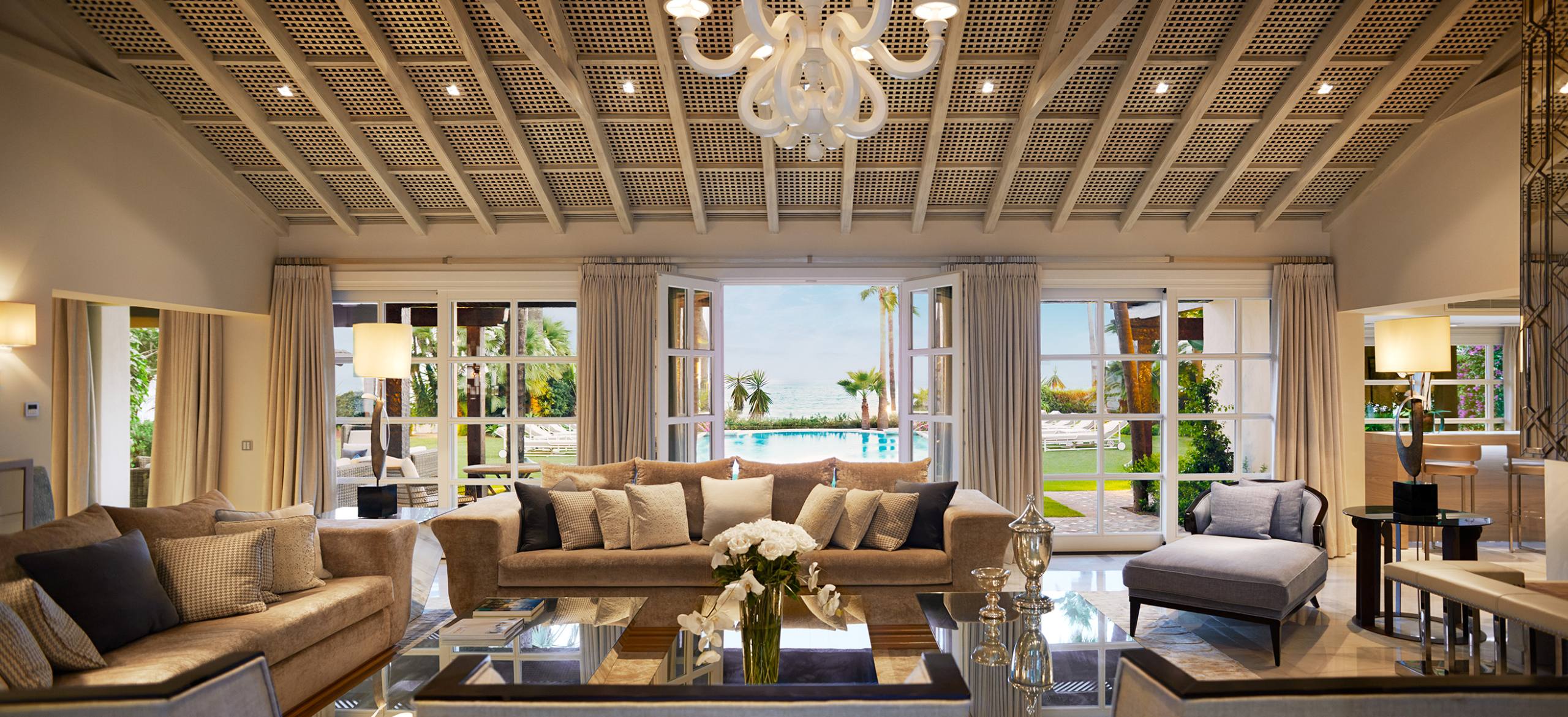villa-maria-livingroom-elegant-grand-spacious-interiors-luxury-seaview-marbella