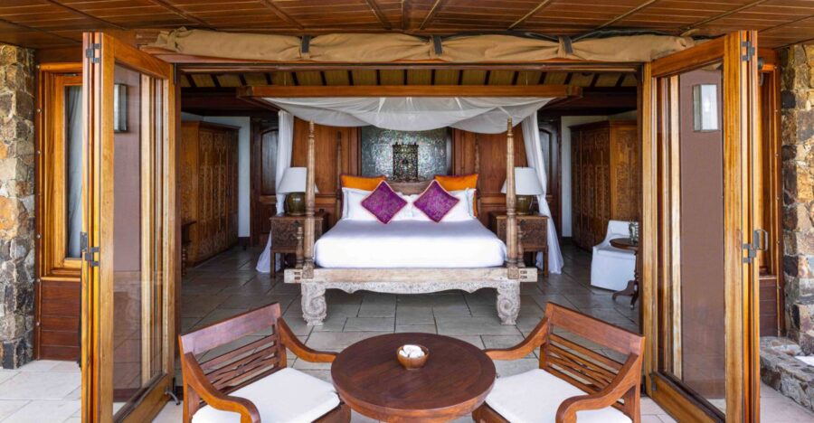 villa-neena-bedroom-balcony-grand-elegant-interior-luxury-necker-island