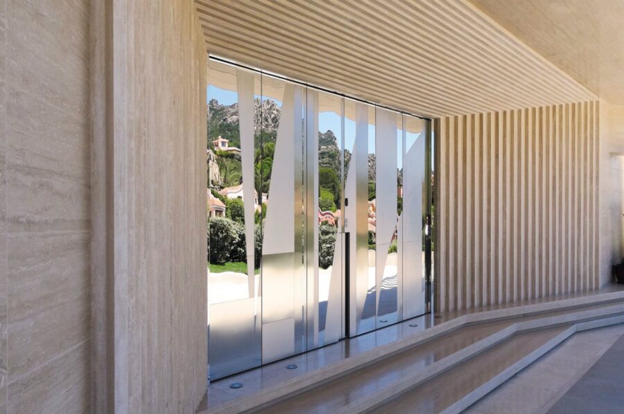 villa-paola-entrance-front-door-exterior-luxury-rental-property-sardinia