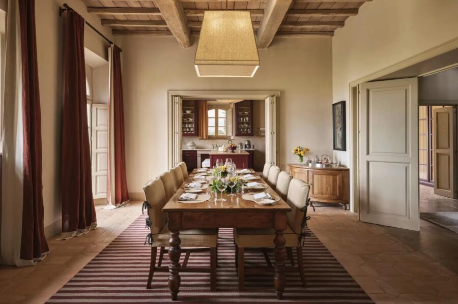 villa-selena-dining-room-grand-elegant-traditional-design-luxury-tuscany