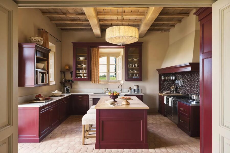 villa-selena-kitchen-fully-equipped-bold-traditional-design-luxury-interior-tuscany