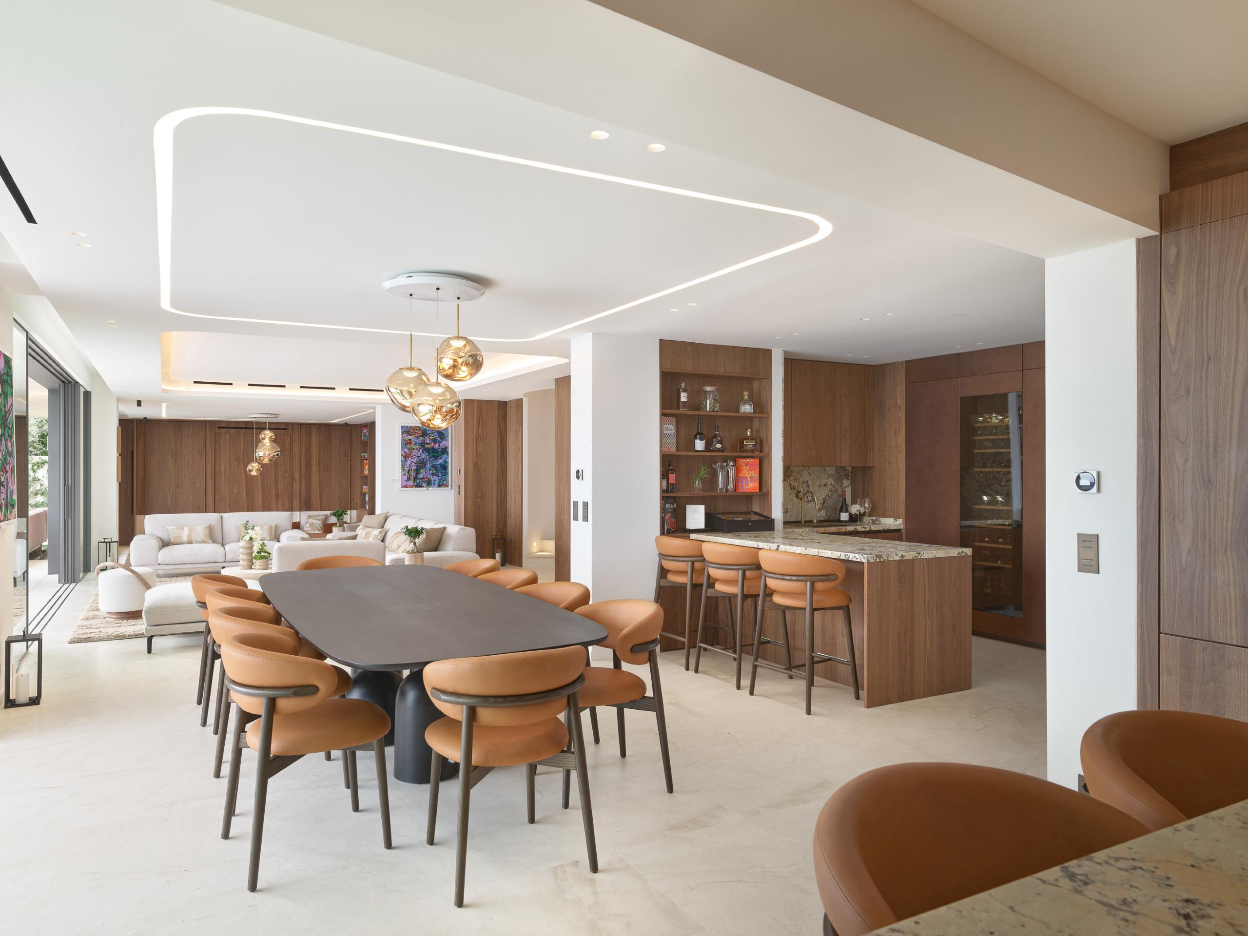 villa-valentina-dining-room-openplan-livingroom-kitchen-bright-spacious-modern-design-luxury-villefranche