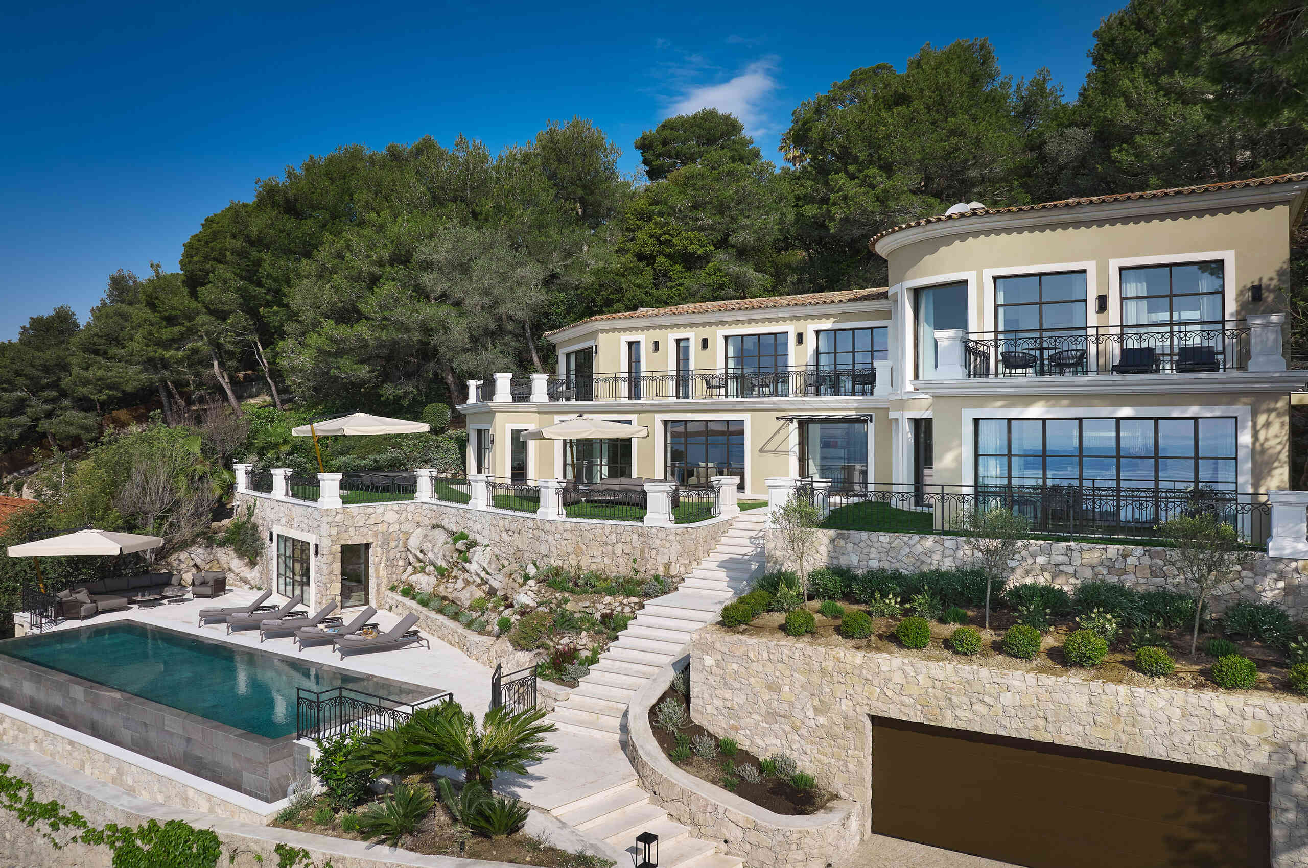villa-violet-exterior-retreat-pool-luxury-hillside-villefranche