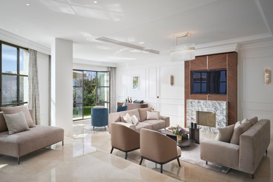 villa-violet-living-room-openplan-garden-views-modern-luxury-villefranche