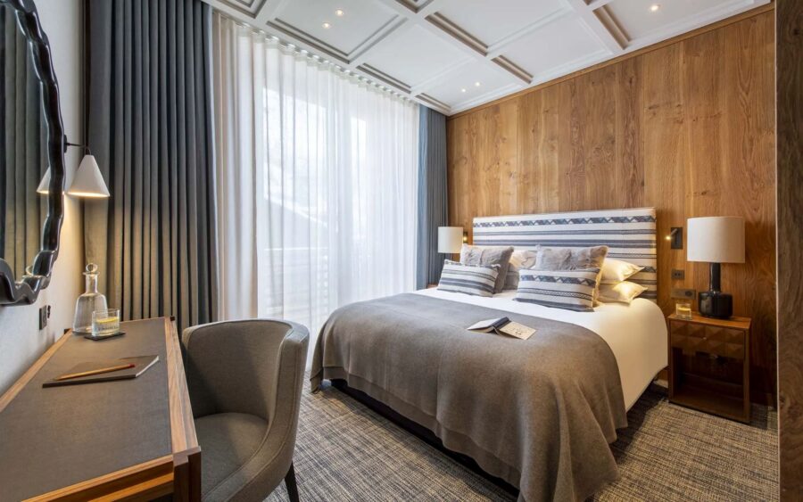 chalet-esme-bedroom-elegant-serene-interior-luxury-alpine-design-vald'isere