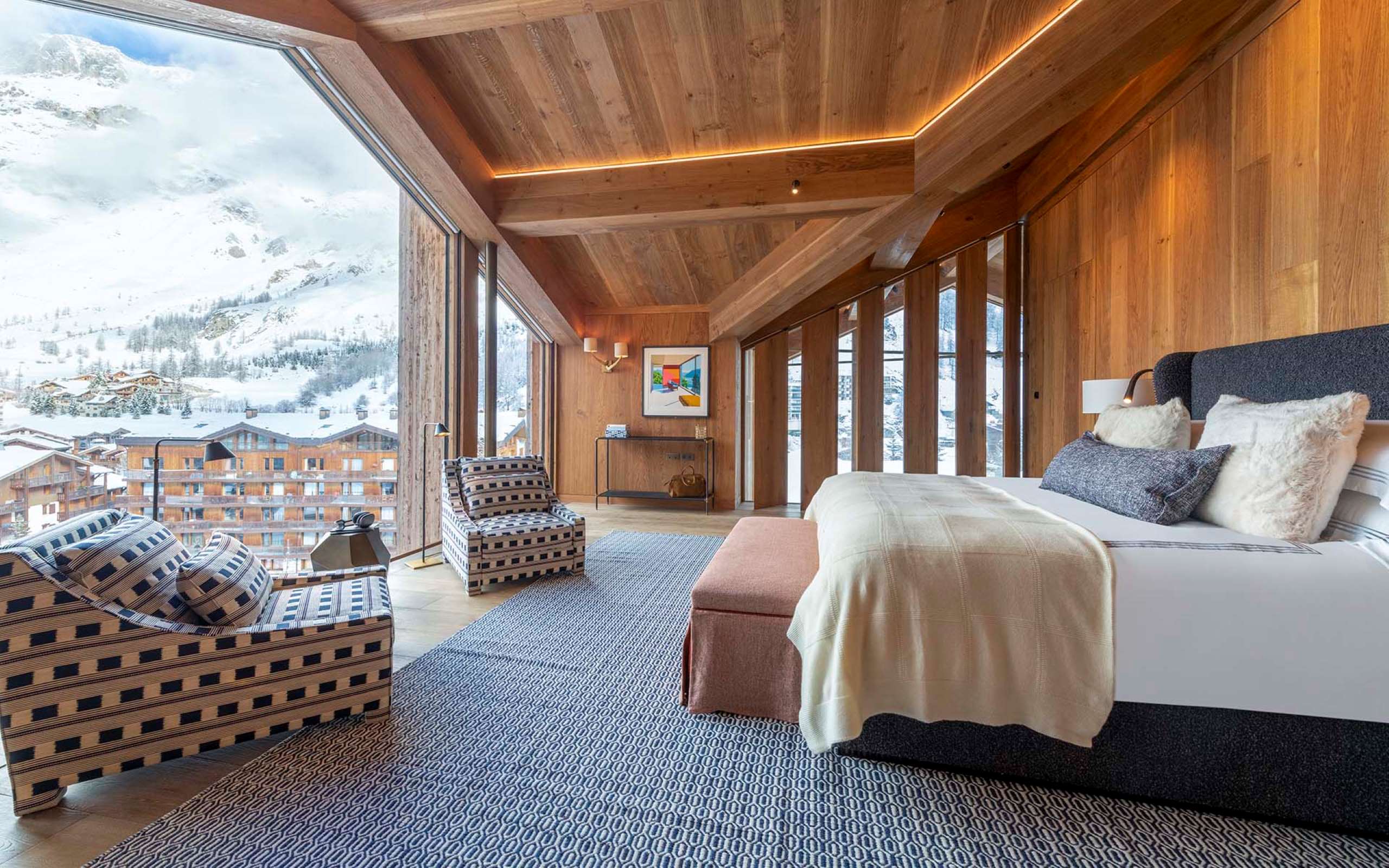 chalet-esme-bedroom-mountain-views-spacious-elegant-alpine-luxury-vald'isere