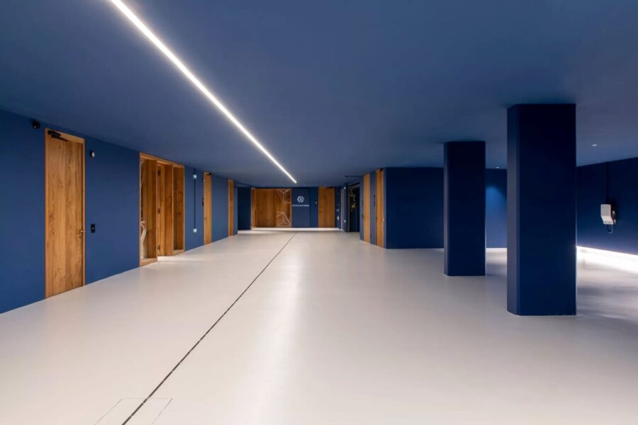 chalet-eva-parking-car-security-private-luxury-alpine-rental-retreat-vald'isere