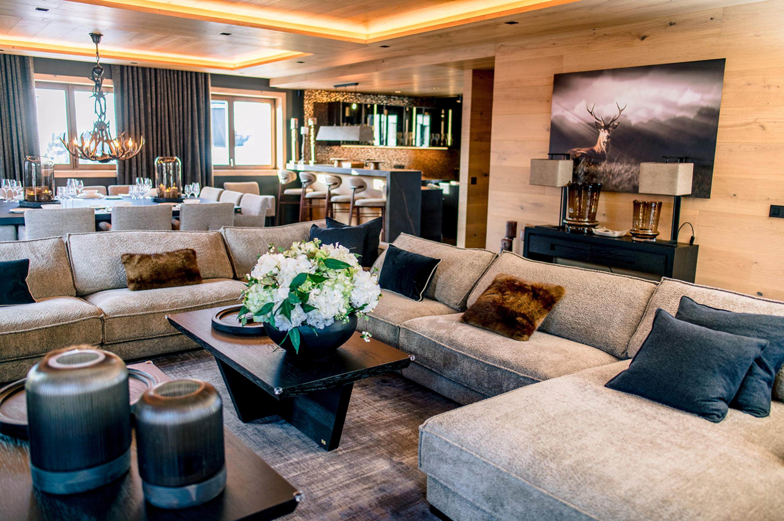 chalet-harper-living-room-lounge-openplan-spacious-elegant-modern-design-luxury-megeve