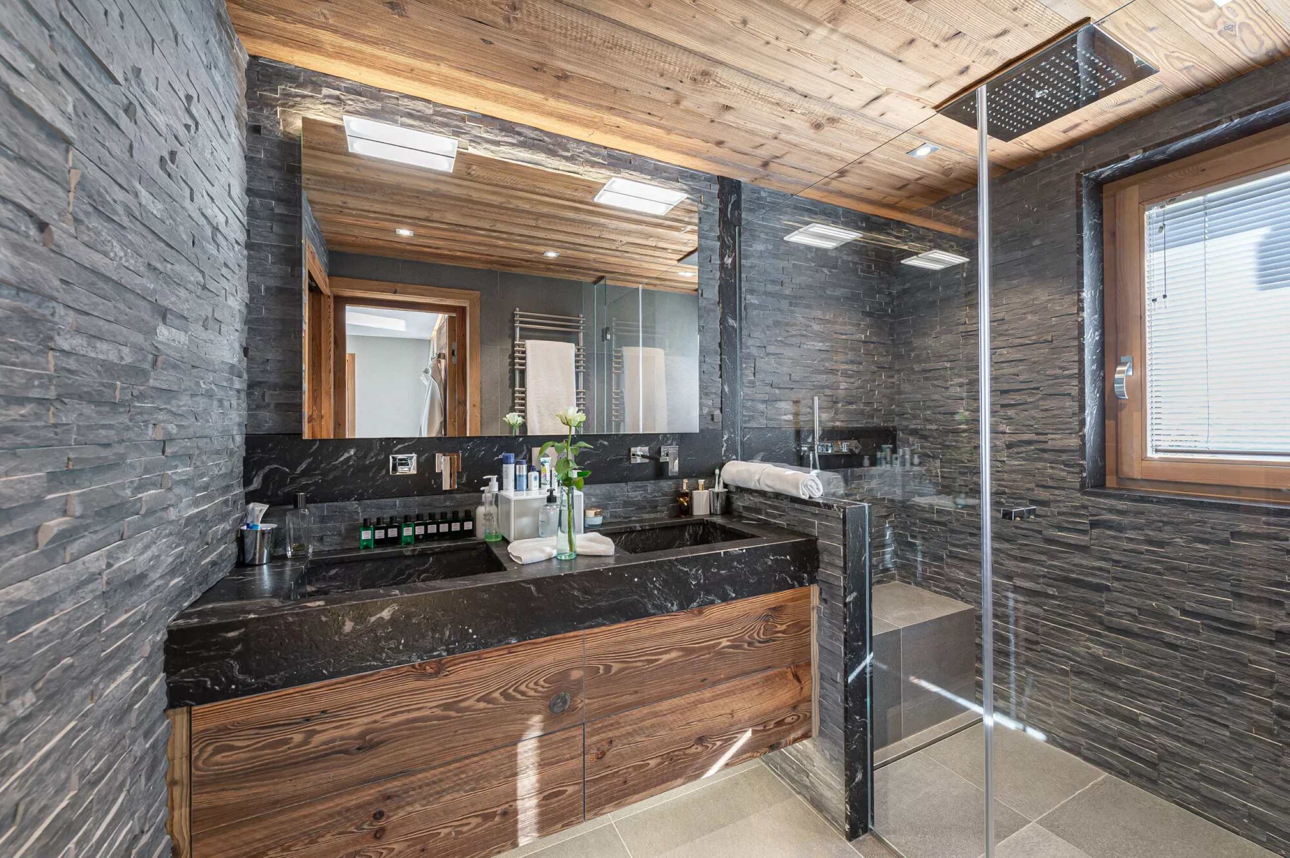chalet-hollie-bathroom-double-sink-shower-modern-luxury-megeve