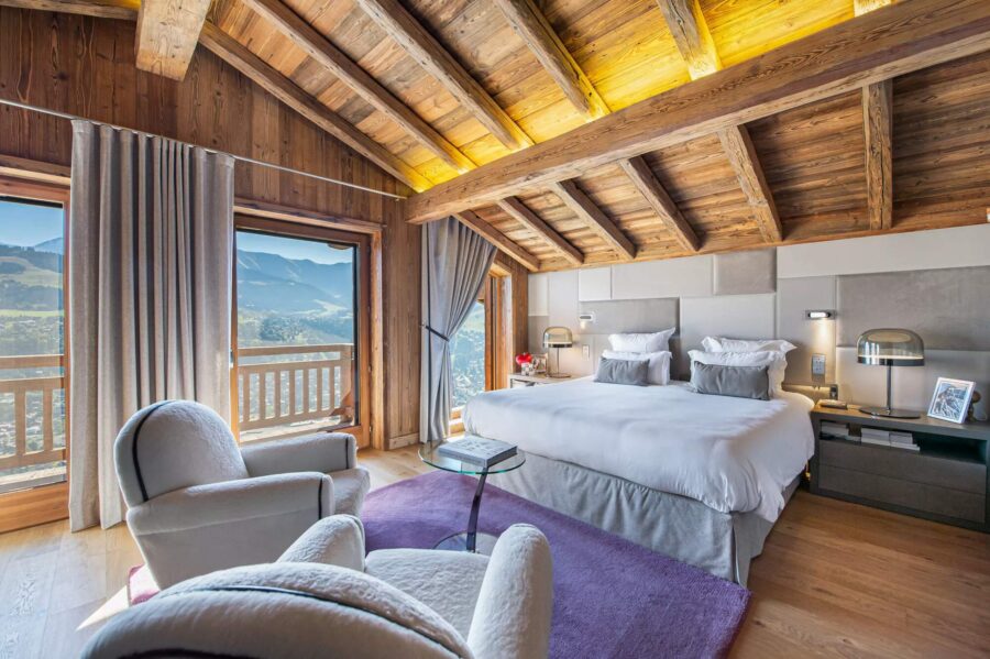 chalet-hollie-bedroom-terrace-spacious-elegant-alpine-design-luxury-megeve