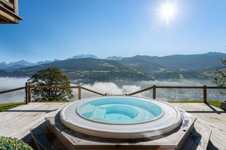 chalet-hollie-hottub-summer-scenic-views-luxury-alpine-retreat-megeve