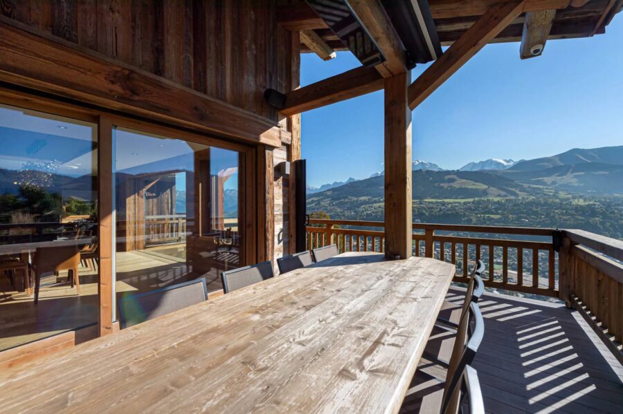 chalet-hollie-terrace-outdoor-dining-scenic-alpine-views-summer-luxury-megeve