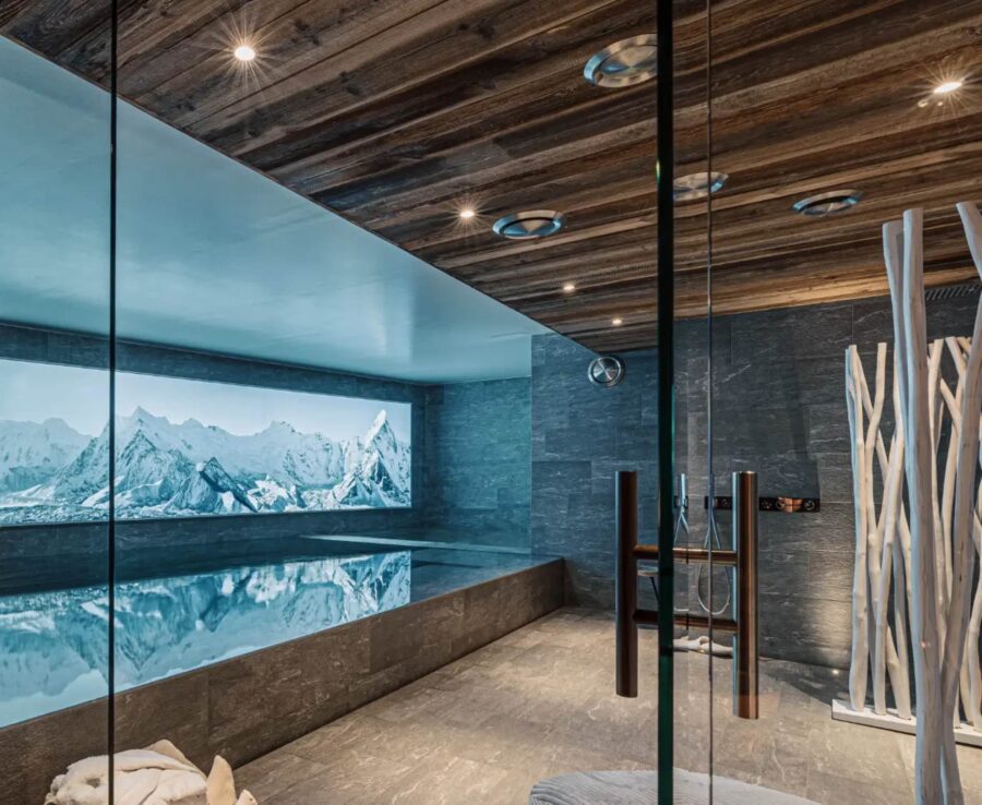 chalet-lyla-indoor-swimmingpool-spa-wellness-relaxation-luxury-vald'isere