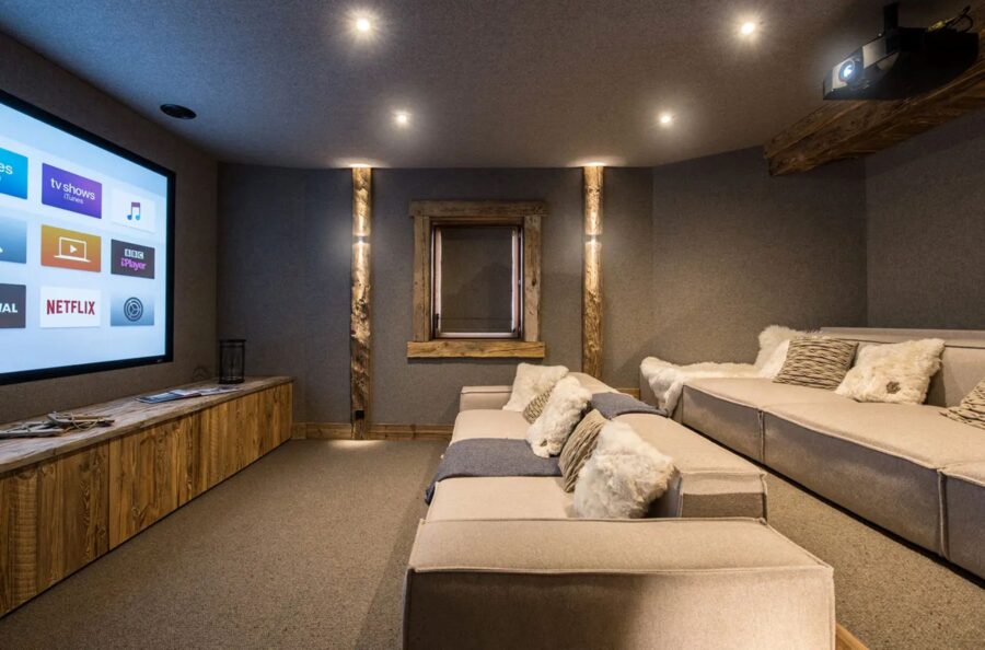 chalet-oralie-cinema-movie-nights-film-entertainment-cosy-family-interiors-luxury-vald'isere