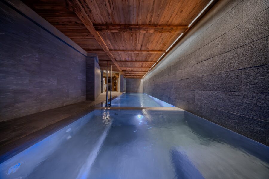 chalet-orly-indoor-swimming-pool-spa-wellness-relaxation-luxury-vald'isere