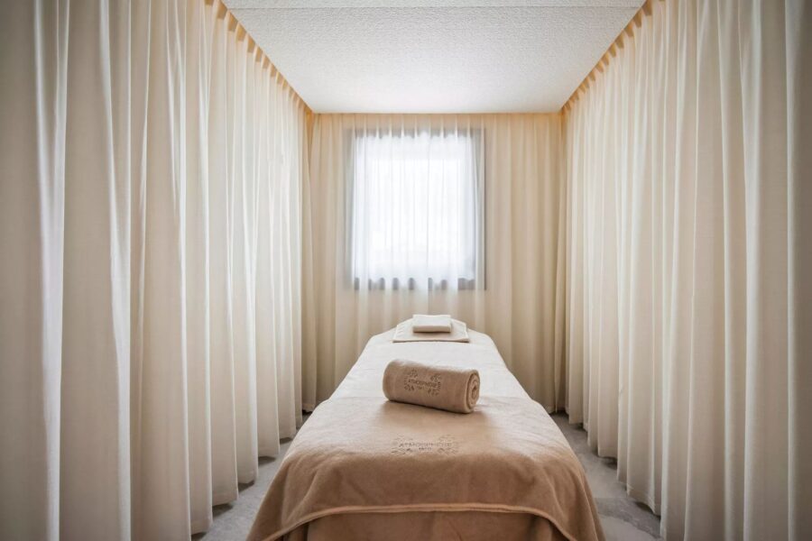 residence-air-massage-room-treatment-spa-wellness-relaxation-luxury-courchevel1850