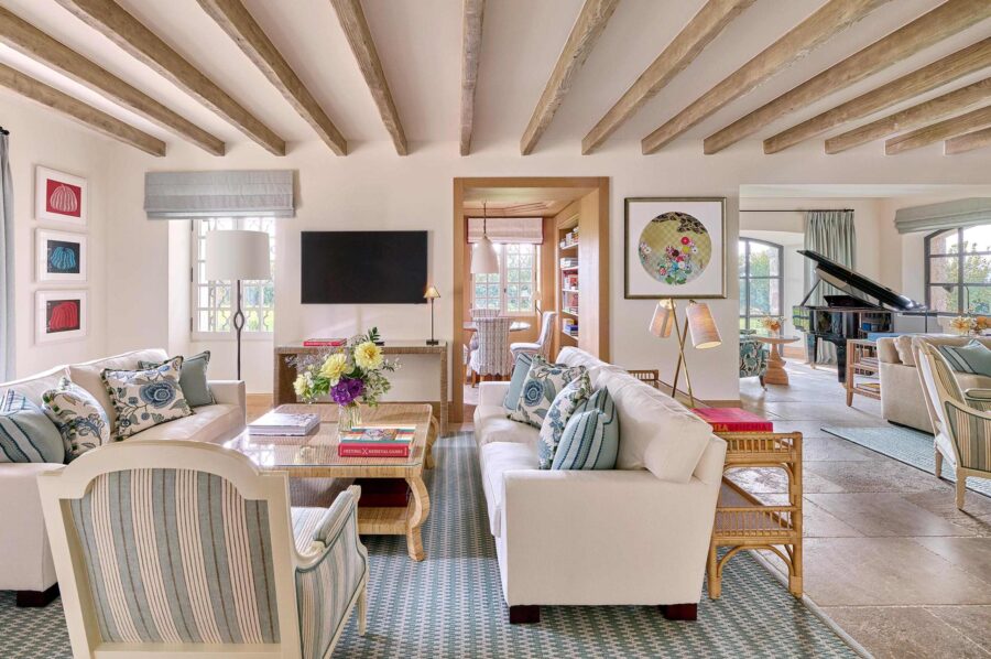 villa-delphine-living-room-lounge-tv-piano-spacious-elegant-interiors-cap-d'antibes