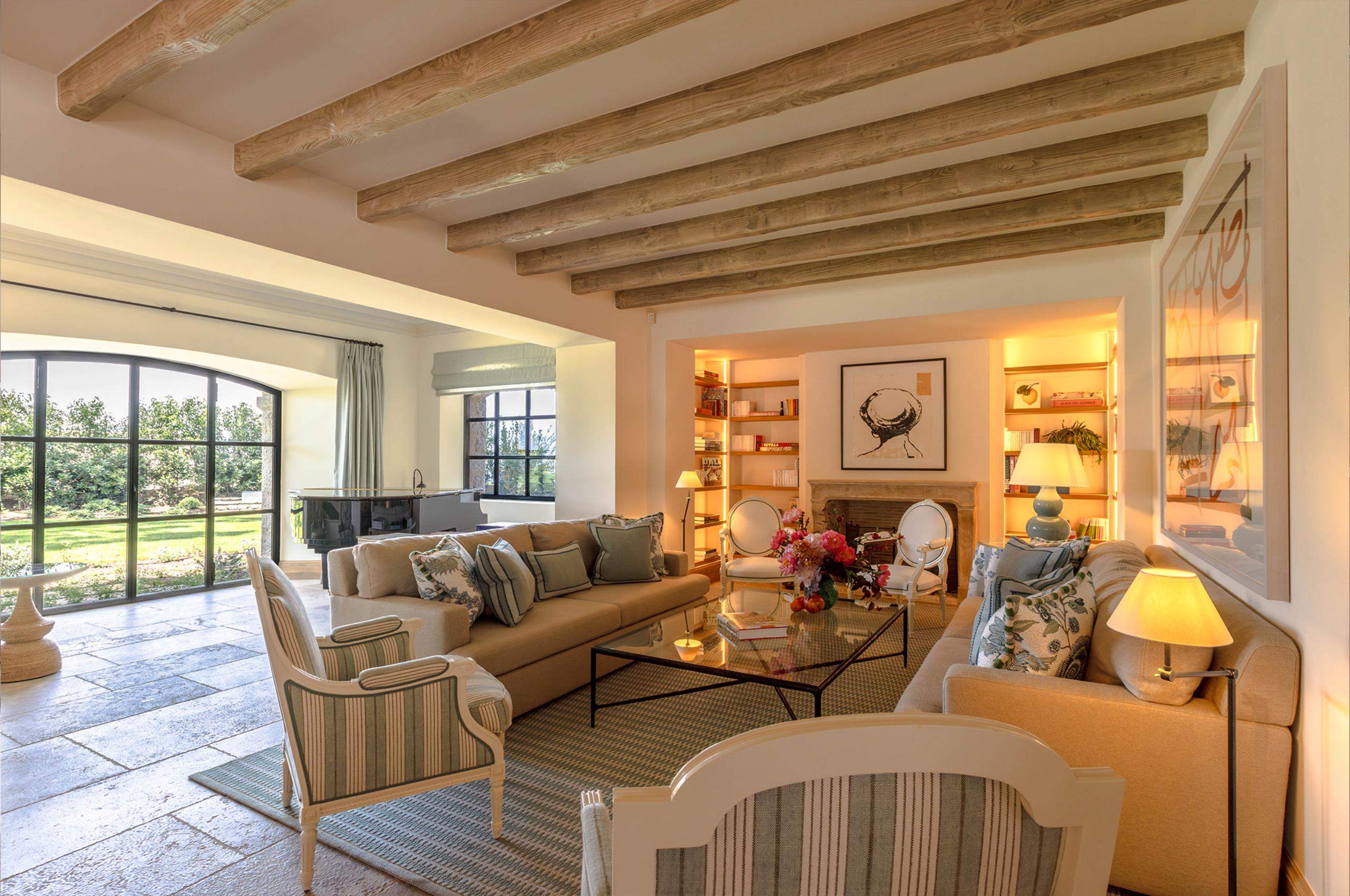 villa-delphine-lounge-living-room-fireplace-grand-traditional-interiors-luxury-cap-d'antibes