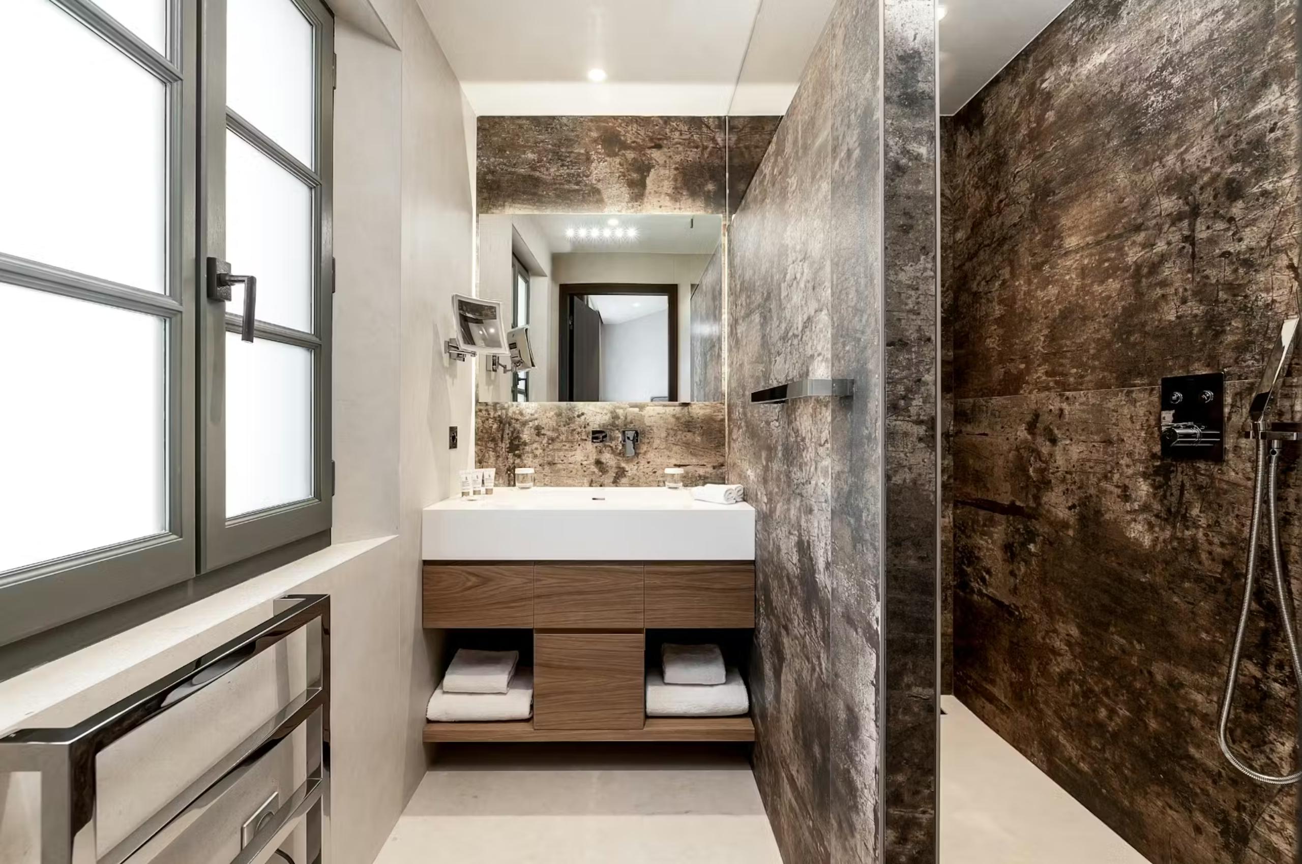 villa-elle-bathroom-sink-walk-in-shower-modern-sleek-design-luxury-sttropez